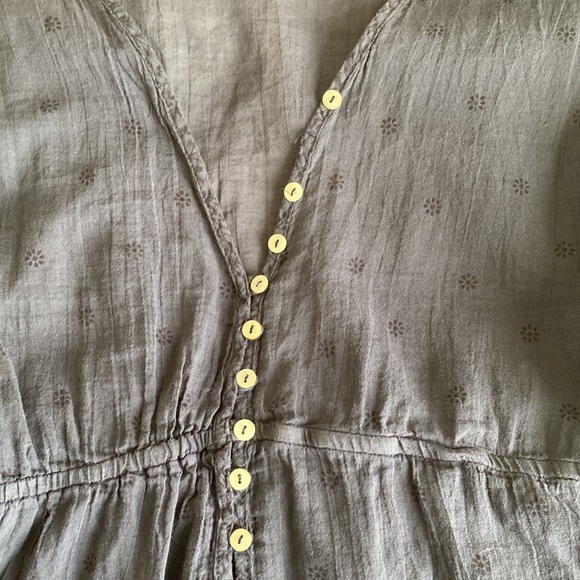 Blouse - Picture 3 of 5